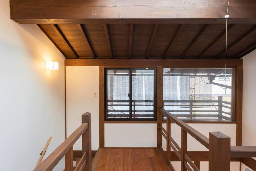 祇園せいじ庵。お風呂が素敵な貸切京町家。Netflix見放題。 Villa Kyoto Buitenkant foto